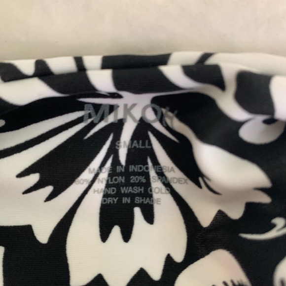 NWT Mikoh High Neck Bikini Top - Picture 5 of 6